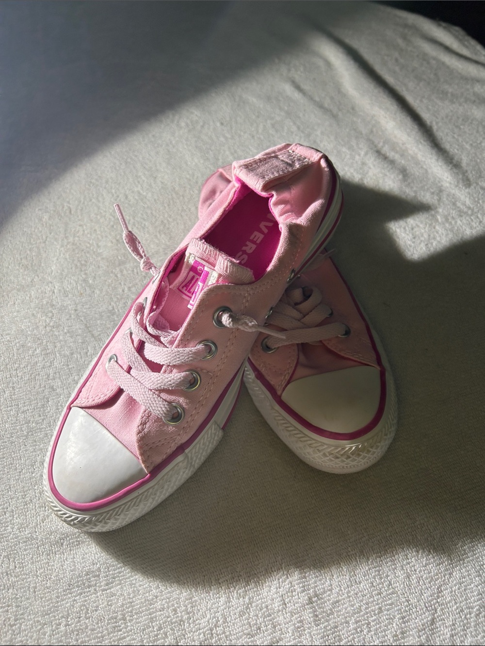 Converse All Star Classic Pink Canvas Women’s slip on Sneakers